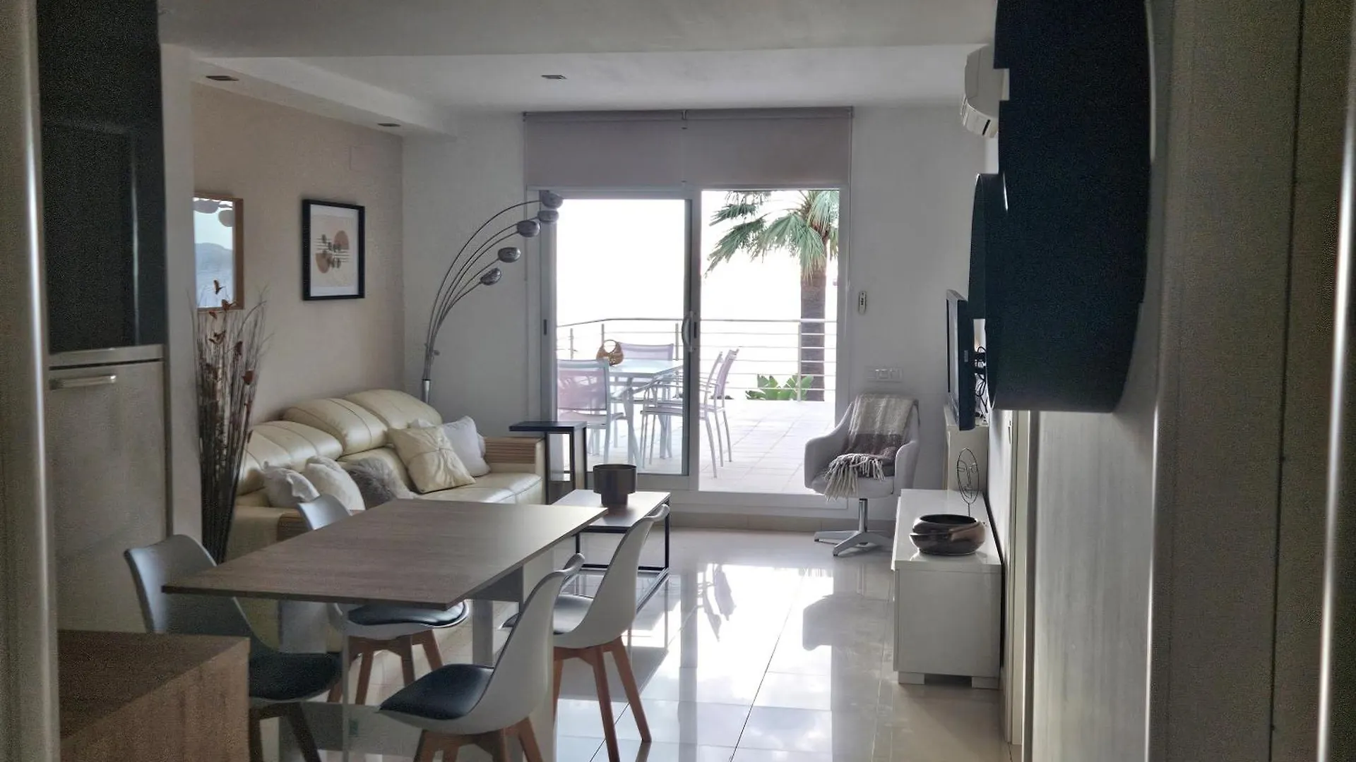 Exclusivo Apartamento En La Mejor Zona De Tarragona 0*,
